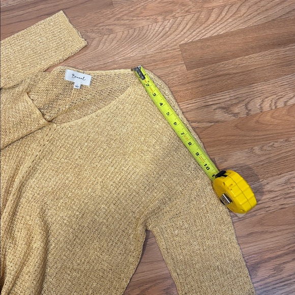 Becaal, elegant buttercup yellow long sleeve crochet cardigan blouse. Size L. - Picture 17 of 17